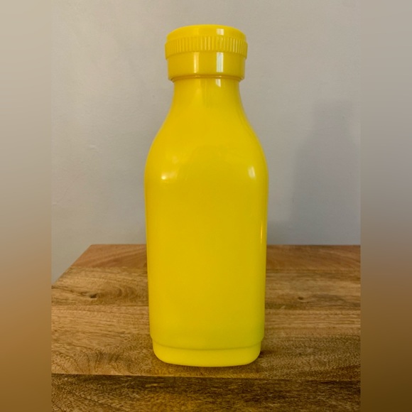 Yellow Insulated Rectangular Plastic Thermos, Milk Bottle Shape, Vintage - Picture 4 of 6